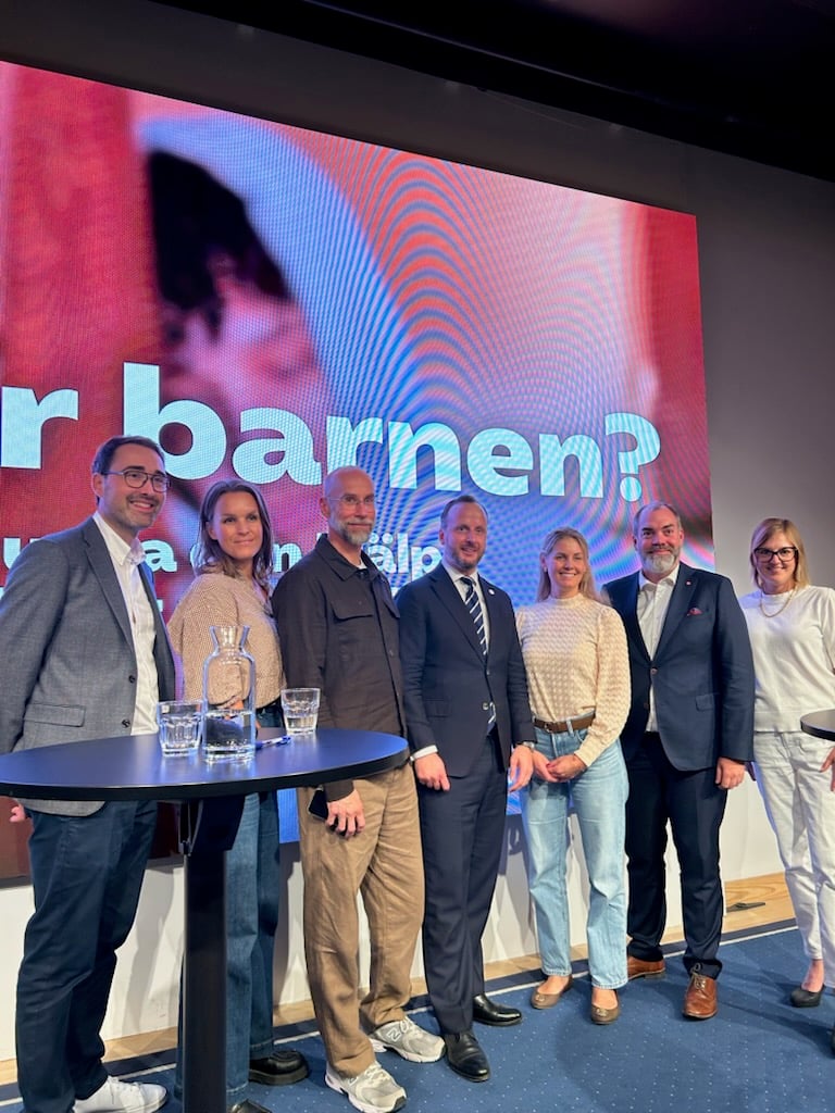 Deltagare i paneldebatt hos Vårdföretagarna, där Viljan var representerad.